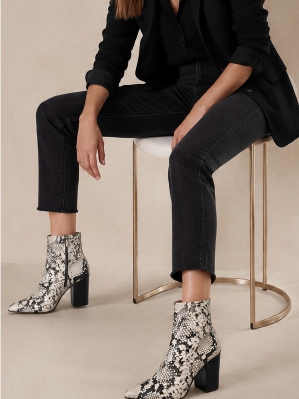 Vince Camuto Snake-Print
Pointed Toe Ankle Boots - Black
& Cream US 8.5